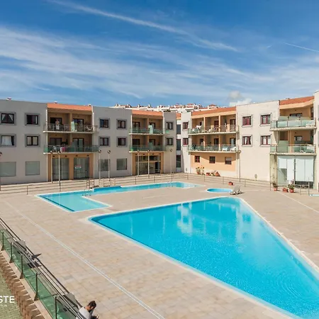 Summer In Paradise - Sea View And Pool In Apartamento Ericeira