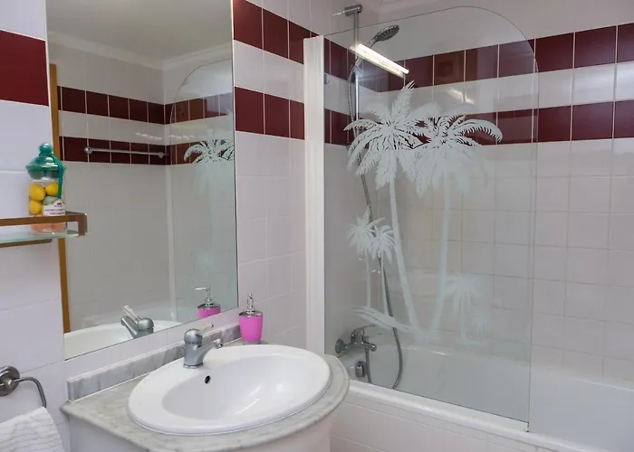 Summer In Paradise - Sea View And Pool In Apartmán *